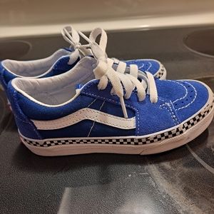 Boys Van's lightly used